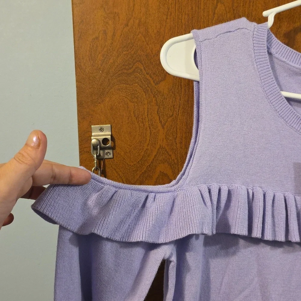 Michael Kors Lavender Hydrangea Ruffle Sweater Size MEDIUM - Picture 3 of 5